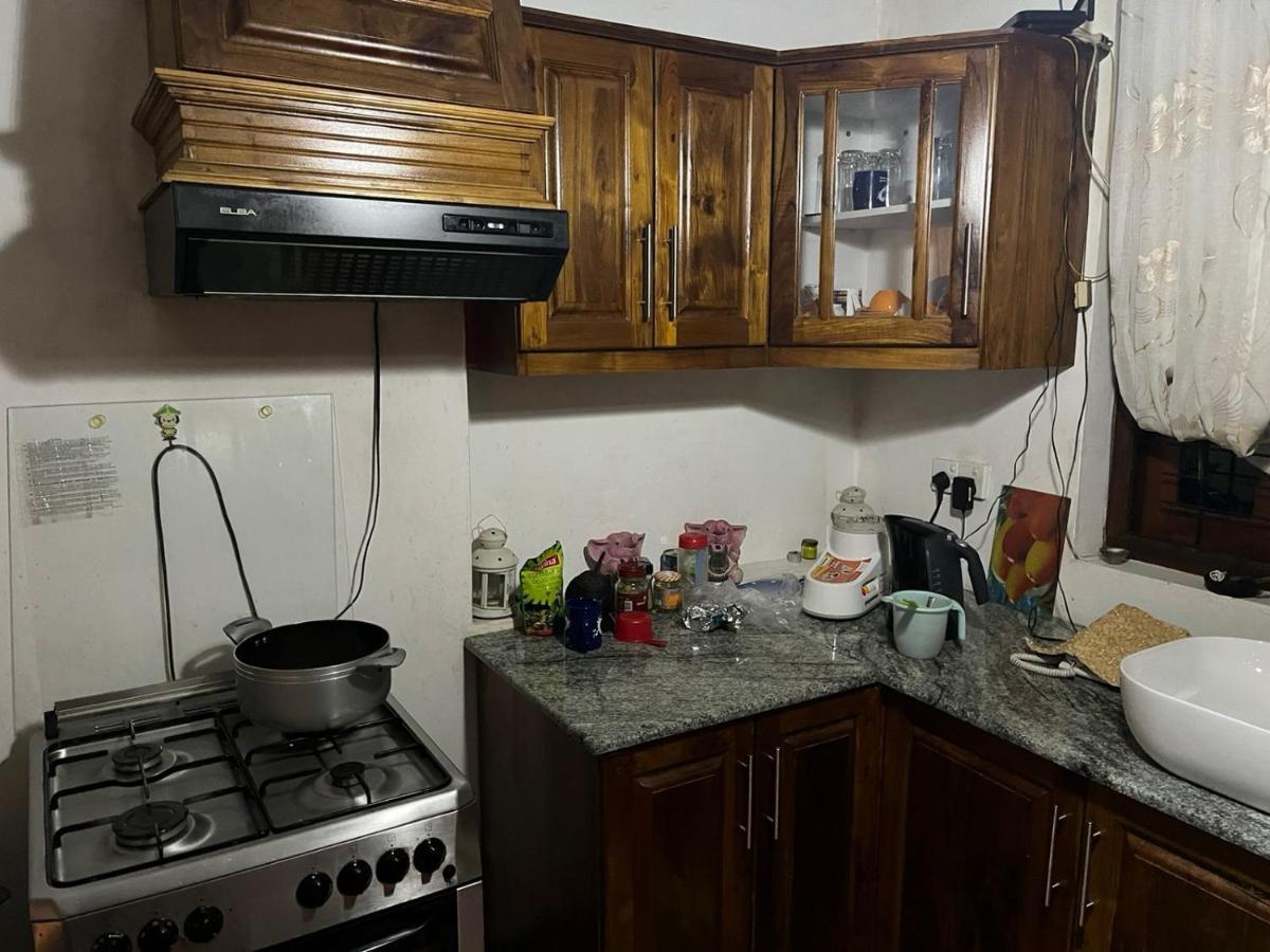 Rustic Mahaweli Lägenhet Kandy Exteriör bild