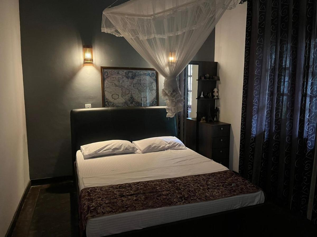 Rustic Mahaweli Lägenhet Kandy Exteriör bild