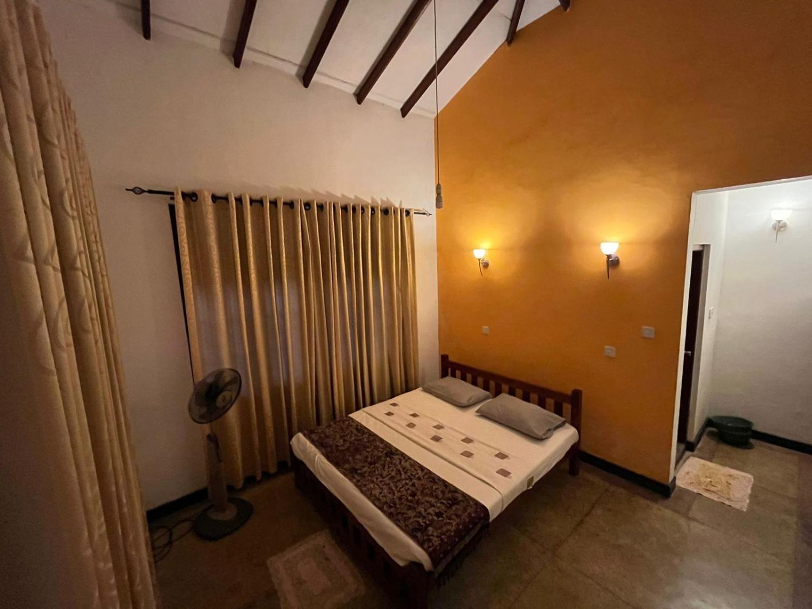 Rustic Mahaweli Lägenhet Kandy Exteriör bild